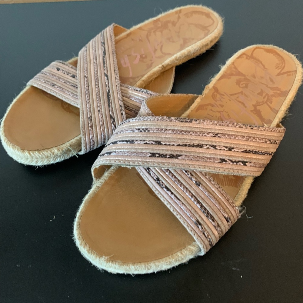 🌸Malibu Sandals🌸